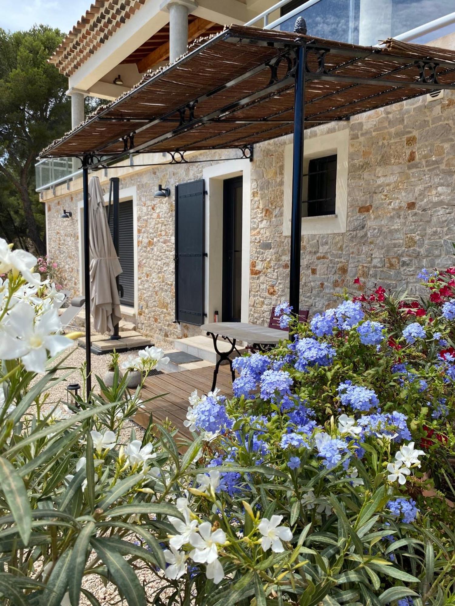 Le Sept Charmant Studio Aux Portes Des Calanques Apartment Cassis Exterior photo